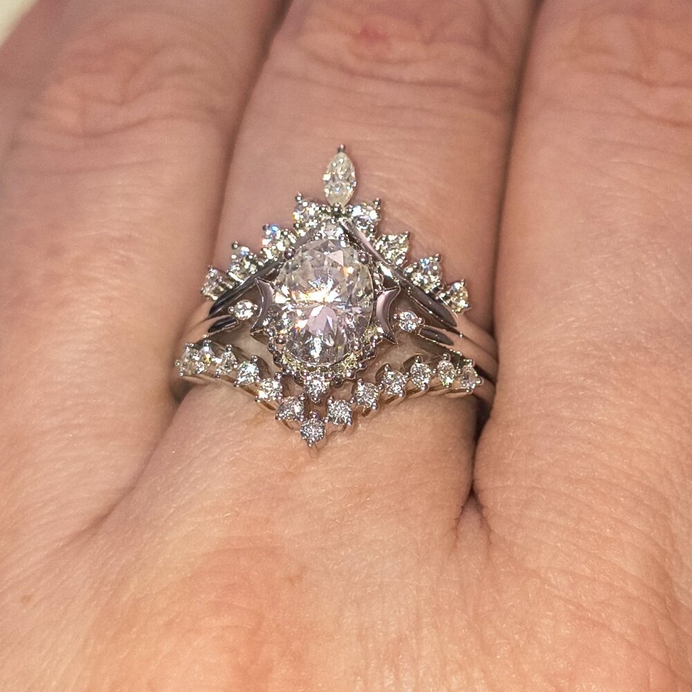 14K White gold and Moissanite ring